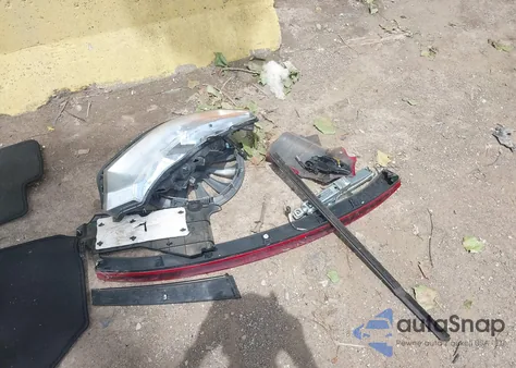 2012 Honda Insight Lx z USA, uszkodzony, nr VIN JHMZE2H55CS001589